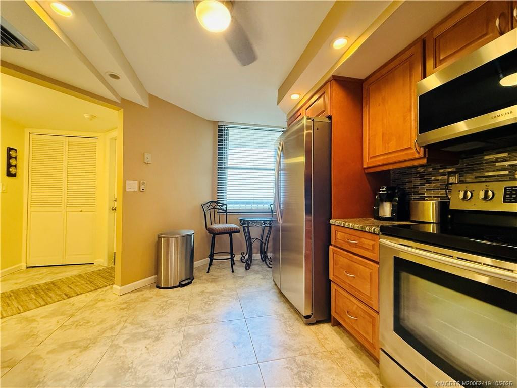 9500 S Ocean Drive 1310 Property Photo 9