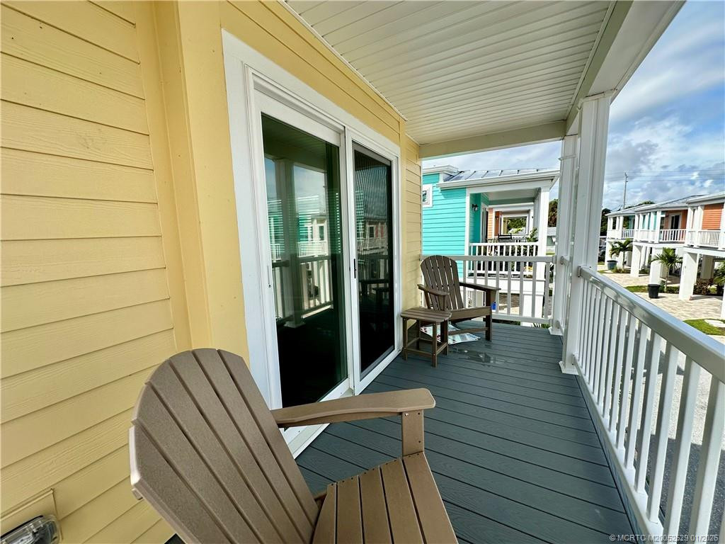 2506 Se Heron Way Property Photo 5