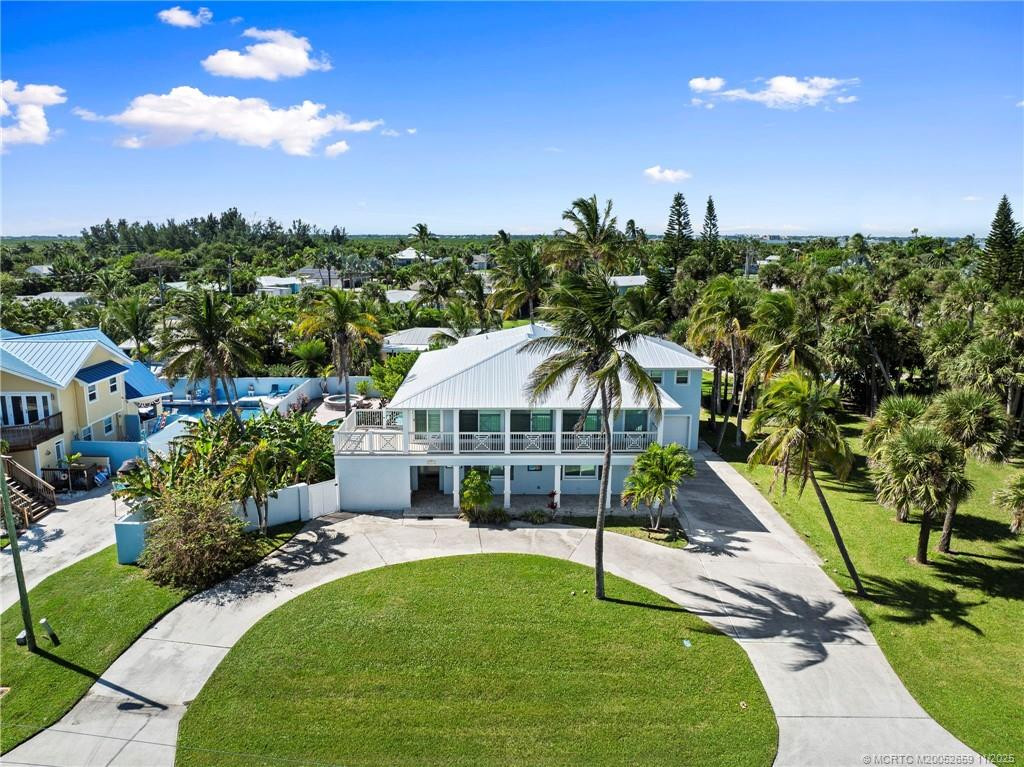 1911 Surfside Drive Property Photo 1