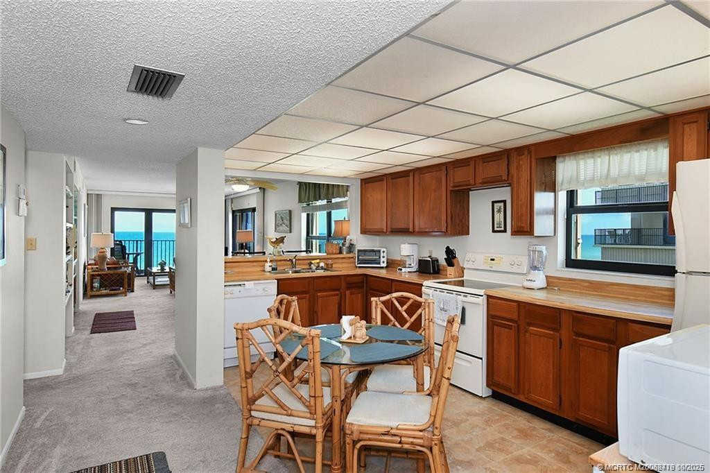 10200 S Ocean Drive 510 Property Photo 12