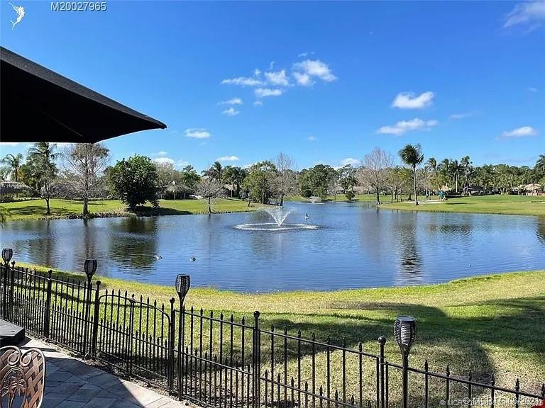 459 Nw Foursome Lane Property Photo 3