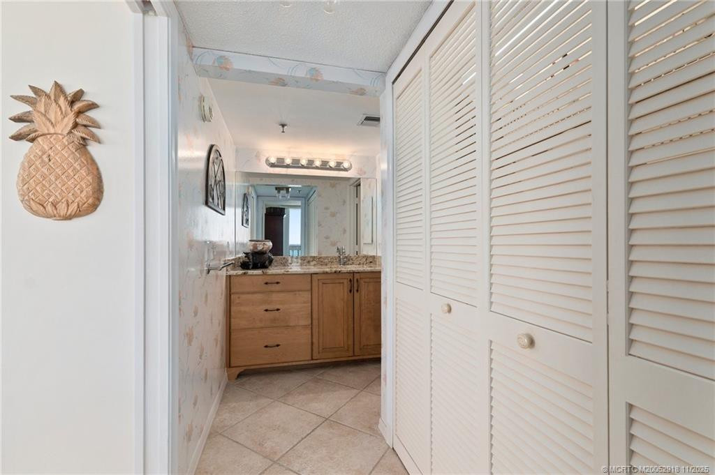 9960 S Ocean Drive 1503 Property Photo 35