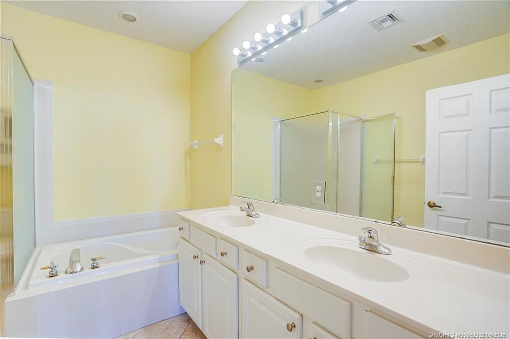 9212 World Cup Way Property Photo 31