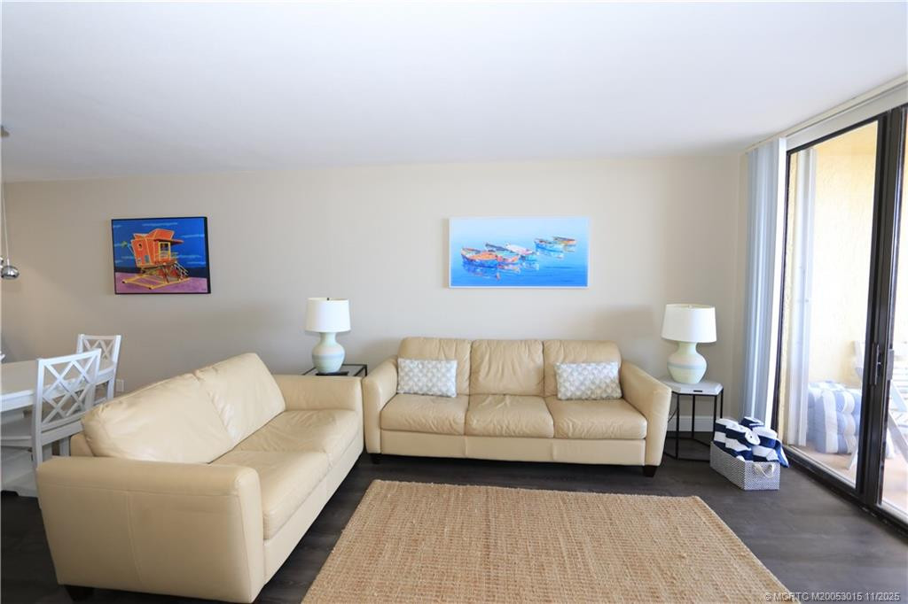 7380 S Ocean Drive 621 Property Photo 18