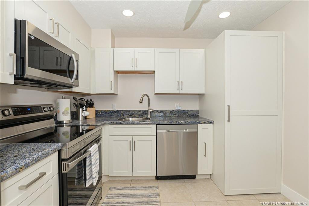 2355 Ne Ocean Boulevard 1-20a Property Photo 11