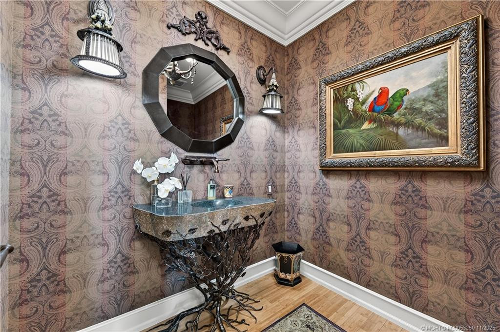 1210 Nw Winters Creek Road Property Photo 45