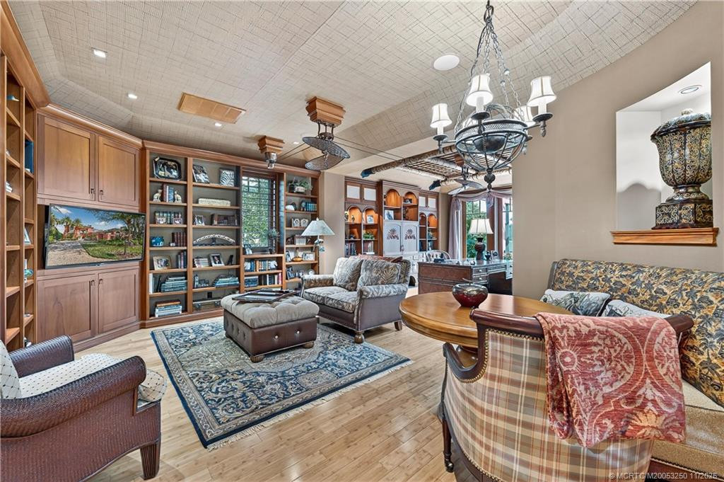 1210 Nw Winters Creek Road Property Photo 49
