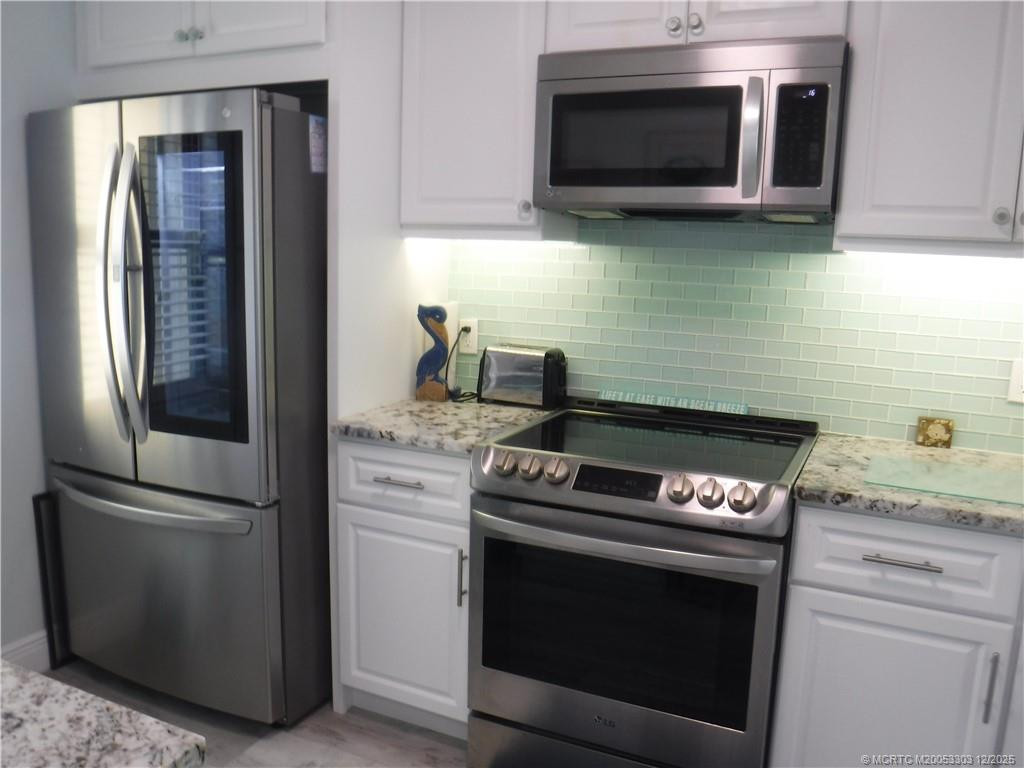 7380 S Ocean Drive 517 Property Photo 5