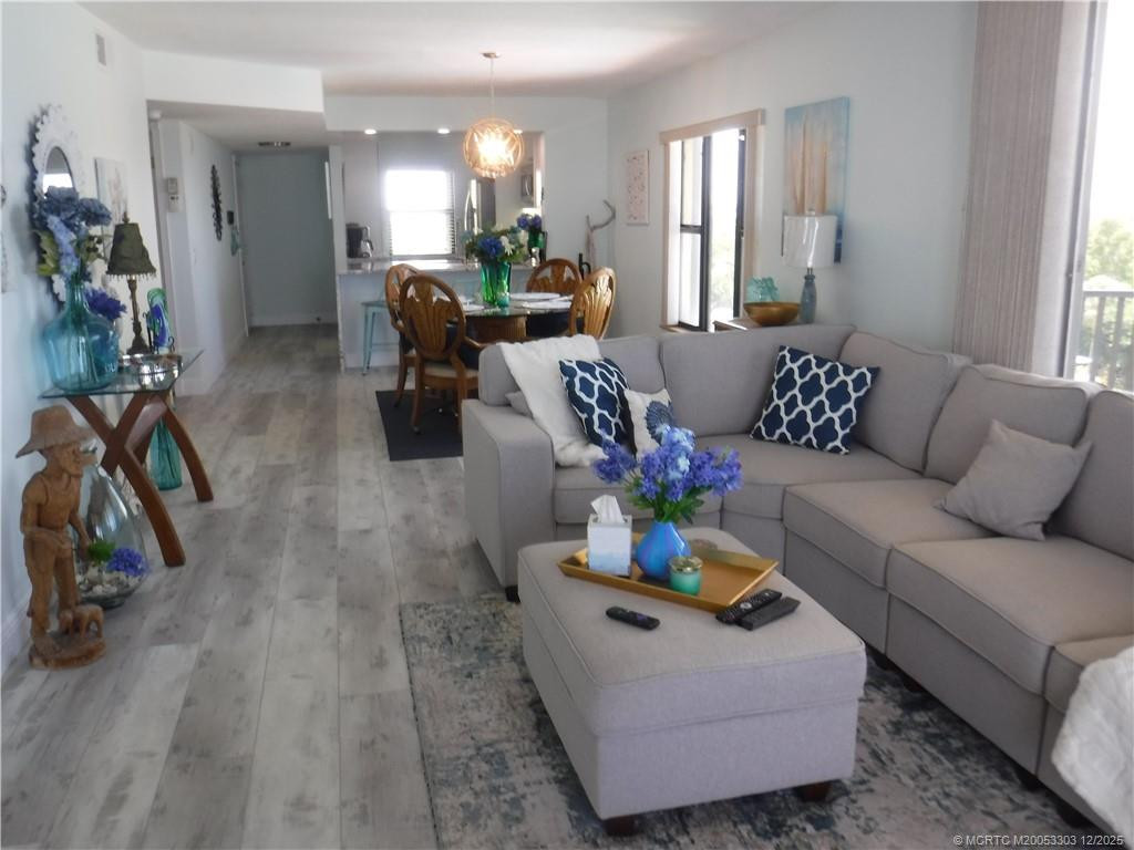 7380 S Ocean Drive 517 Property Photo 11