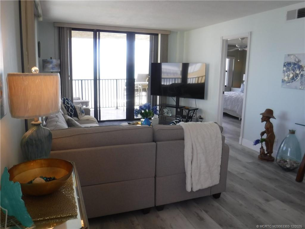 7380 S Ocean Drive 517 Property Photo 14