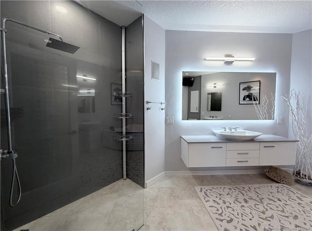 3880 N Highway A1a 104 Property Photo 32