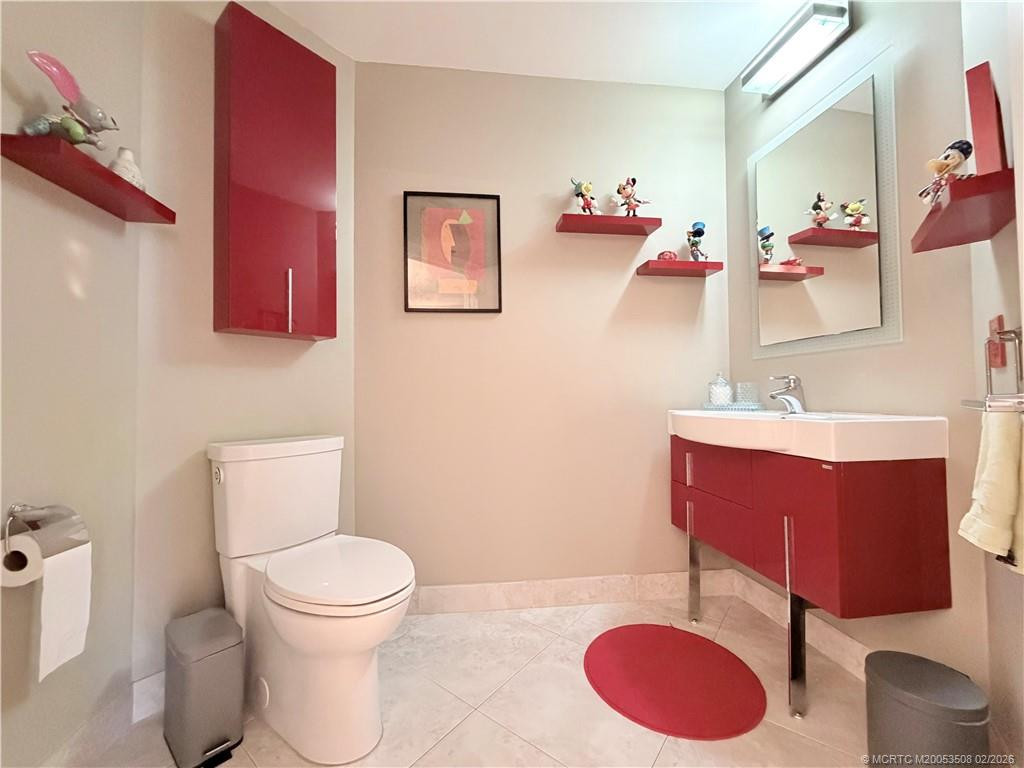 3880 N Highway A1a 104 Property Photo 44