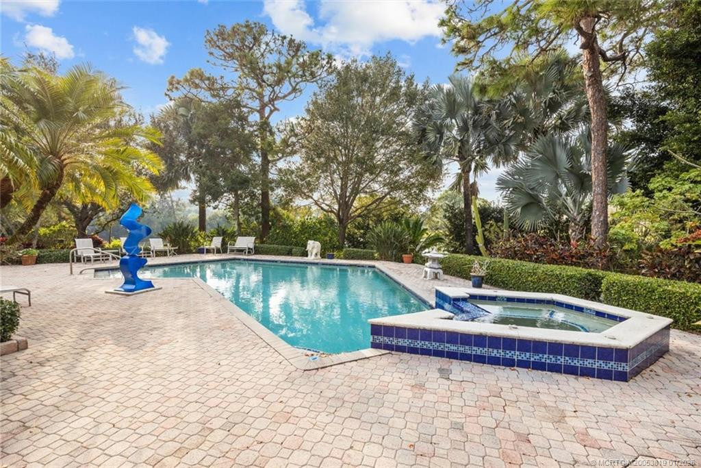13505 Nw Coco Plum Court Property Photo 48