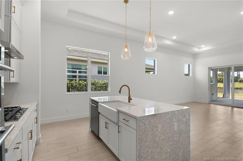 179 Se Via Tirso Property Photo 8