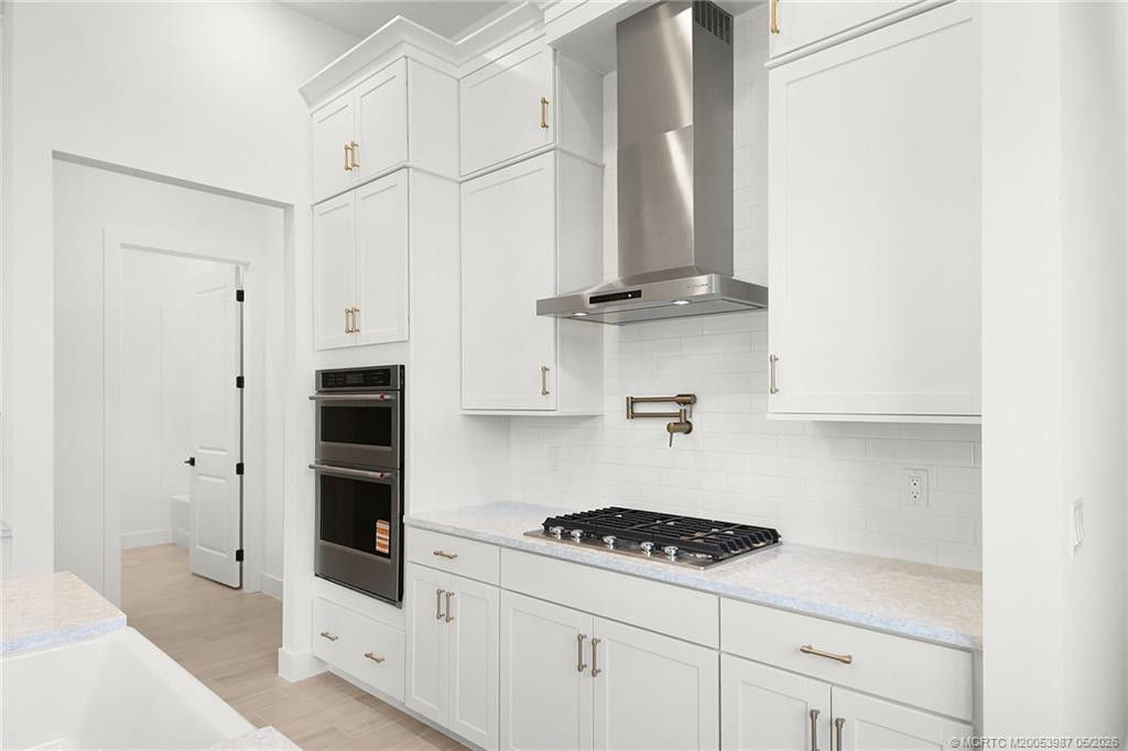 179 Se Via Tirso Property Photo 10