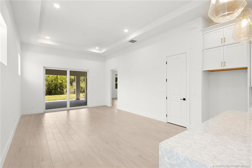 179 Se Via Tirso Property Photo 11