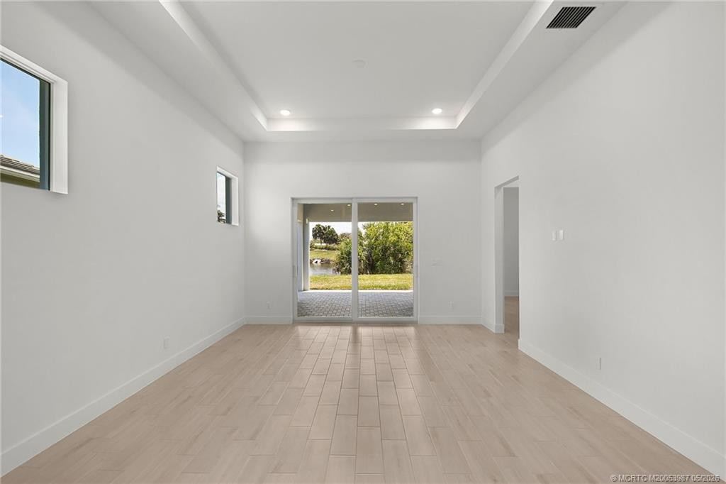 179 Se Via Tirso Property Photo 12