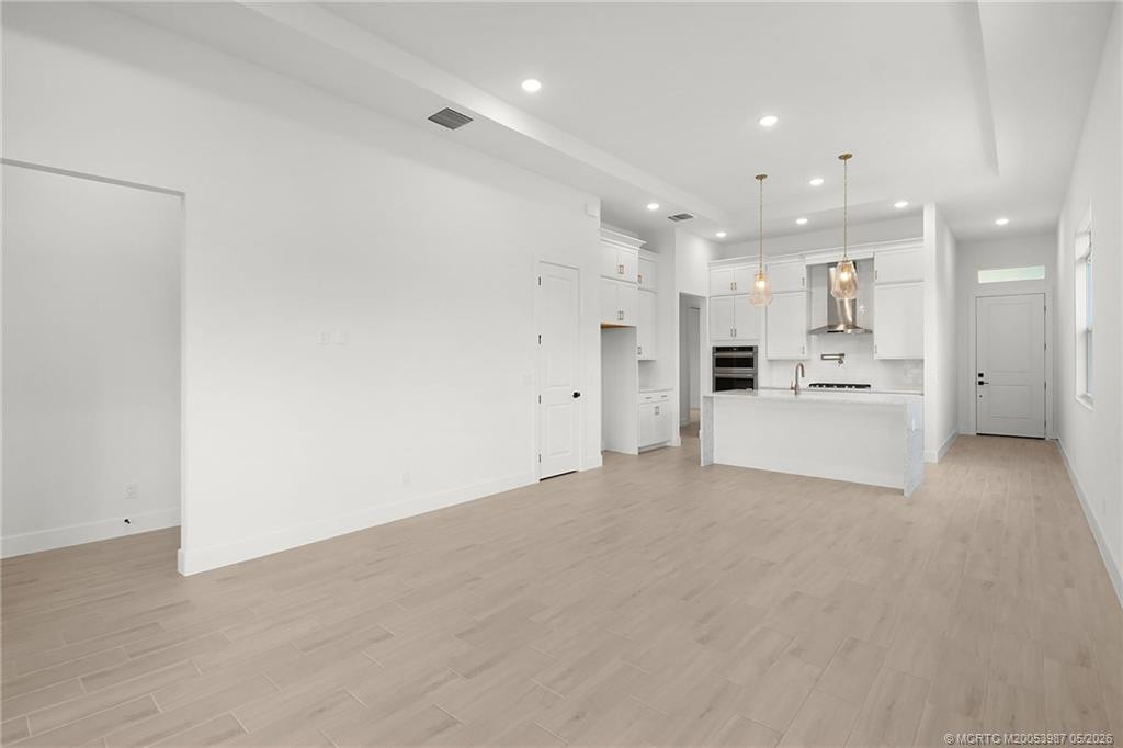 179 Se Via Tirso Property Photo 13