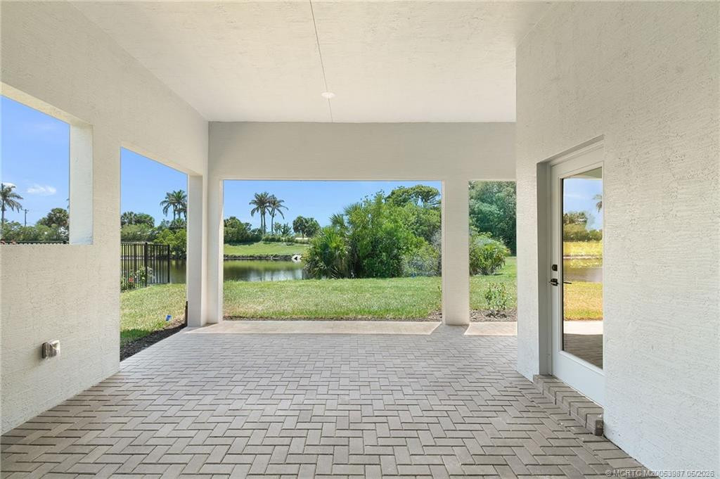 179 Se Via Tirso Property Photo 34