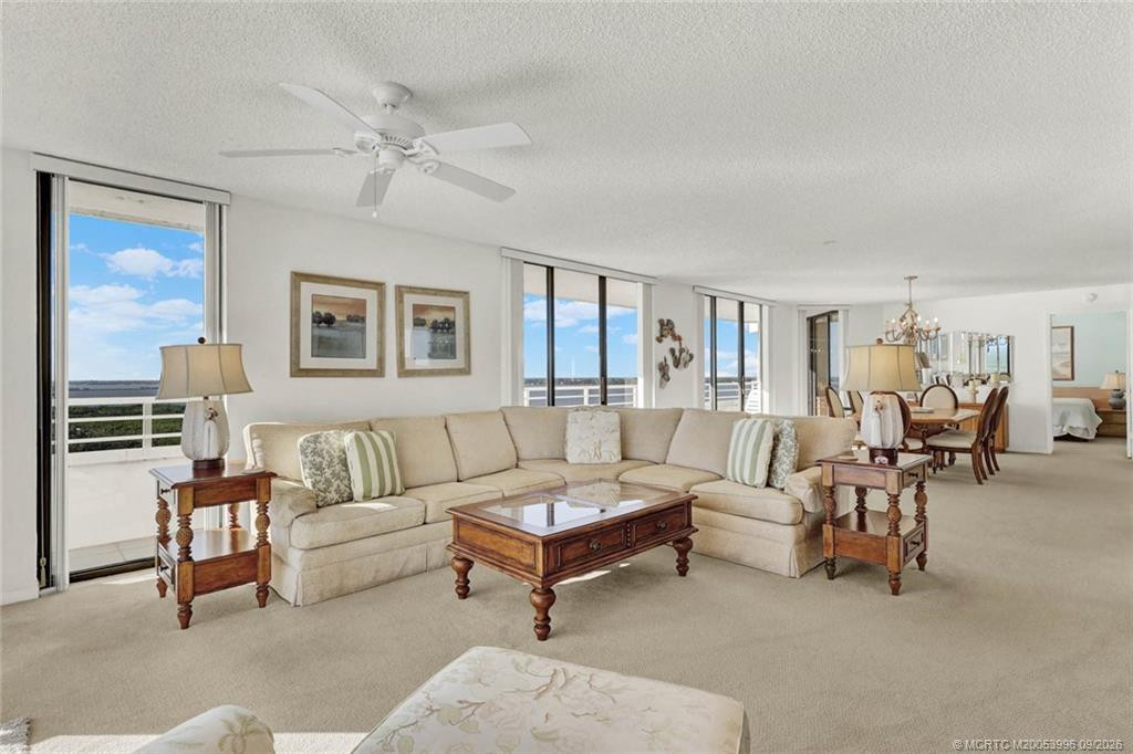 9950 S Ocean Drive 1905 Property Photo 24