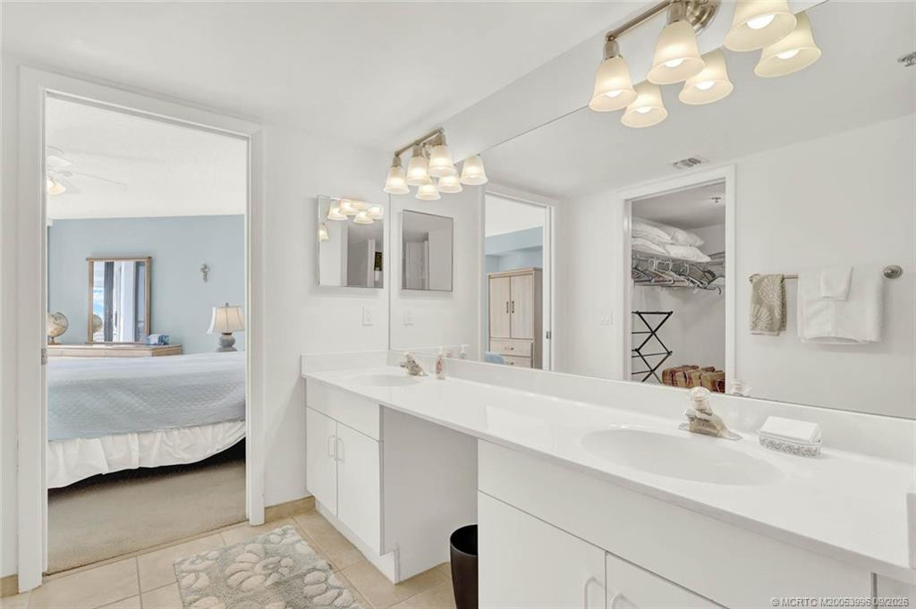 9950 S Ocean Drive 1905 Property Photo 31
