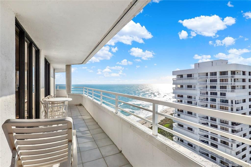 9950 S Ocean Drive 1905 Property Photo 41