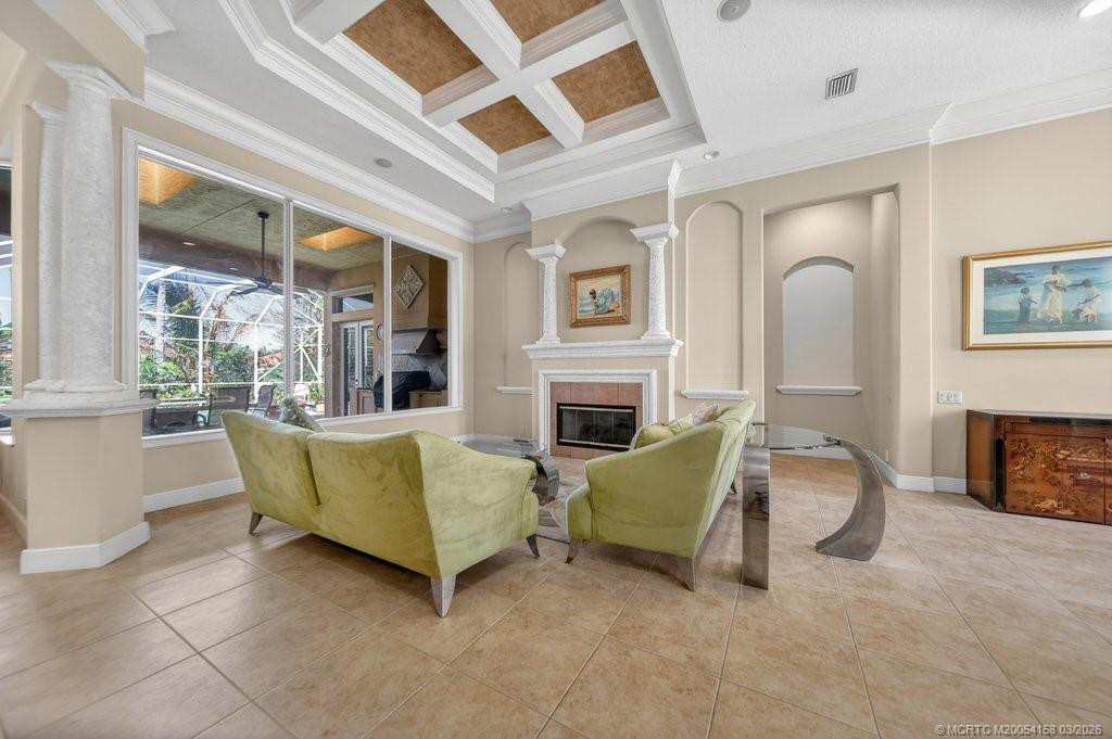 8823 Oak Grove Terrace Property Photo 9