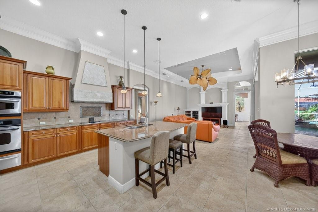 8823 Oak Grove Terrace Property Photo 11