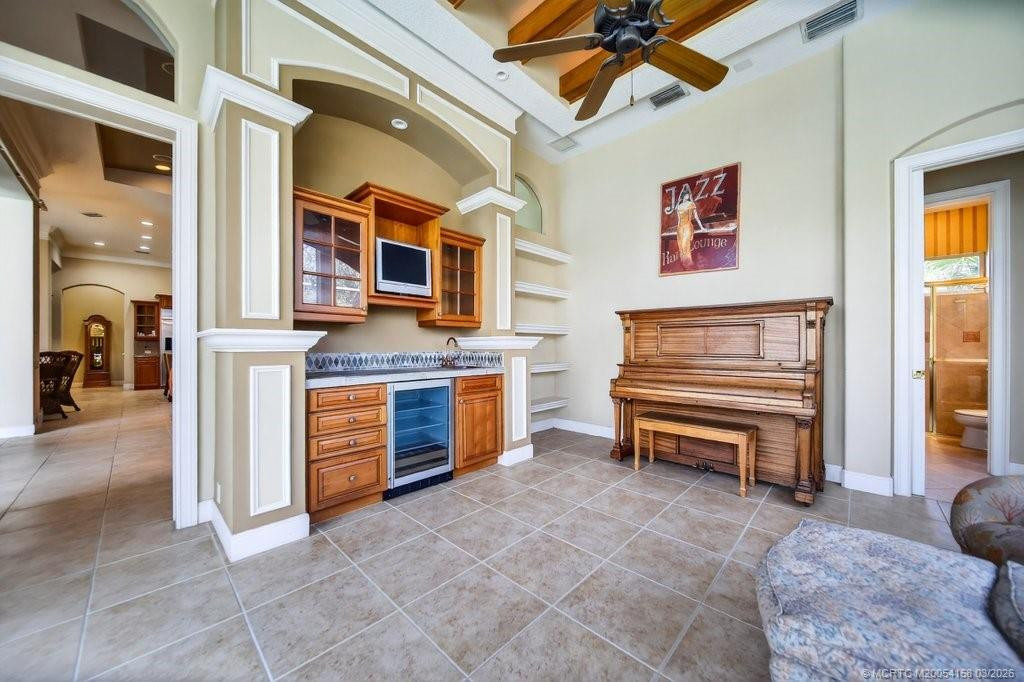 8823 Oak Grove Terrace Property Photo 25