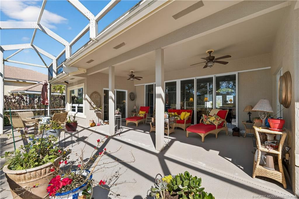 1549 Nw Sweet Bay Circle Property Photo 12