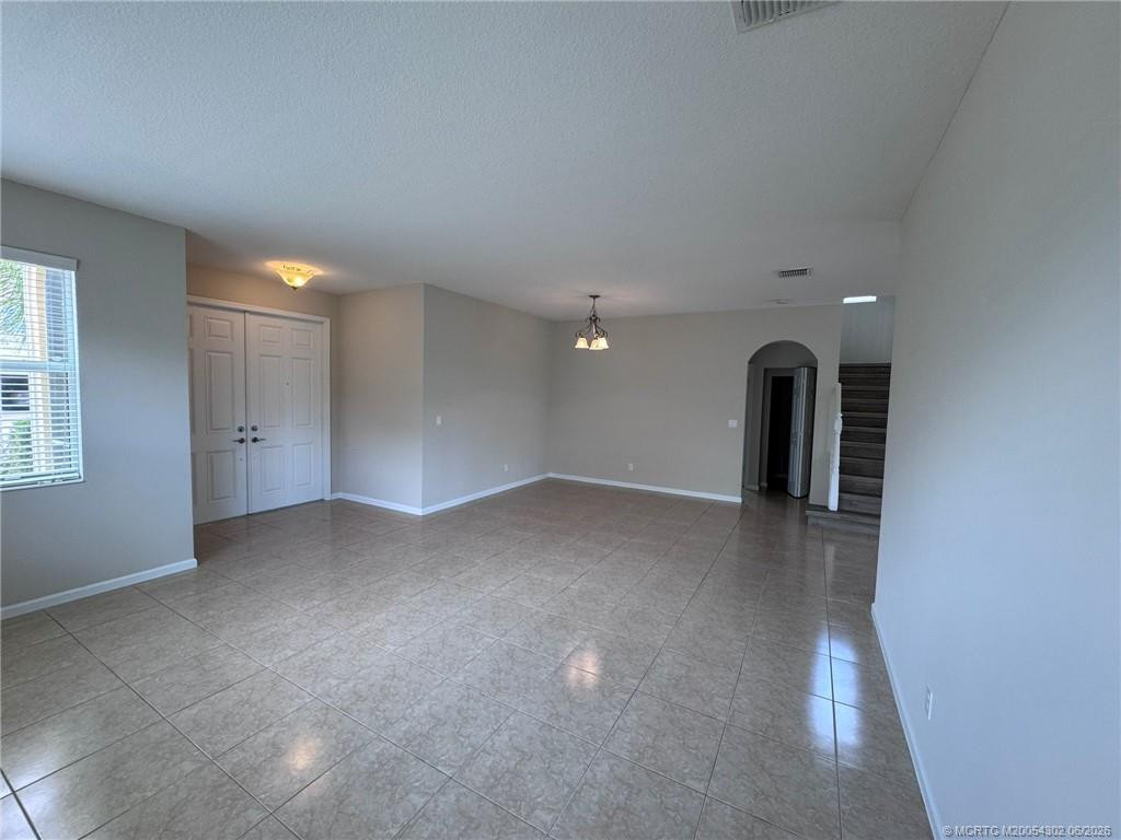 11239 Sw Barton Way Property Photo 2