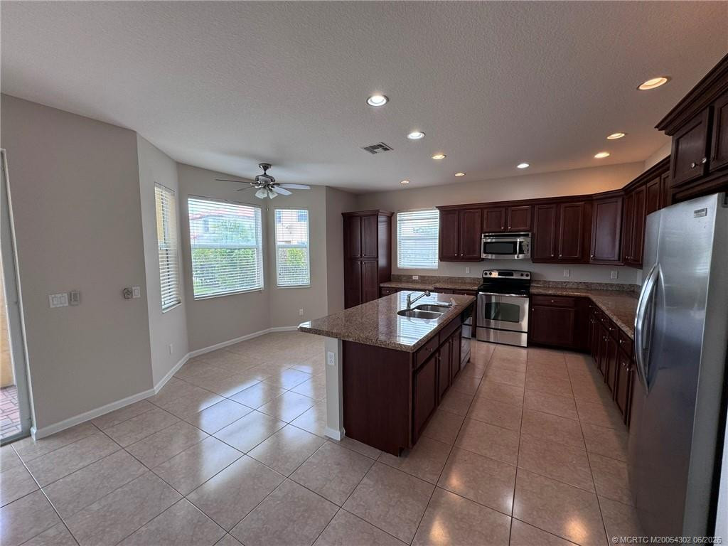 11239 Sw Barton Way Property Photo 7