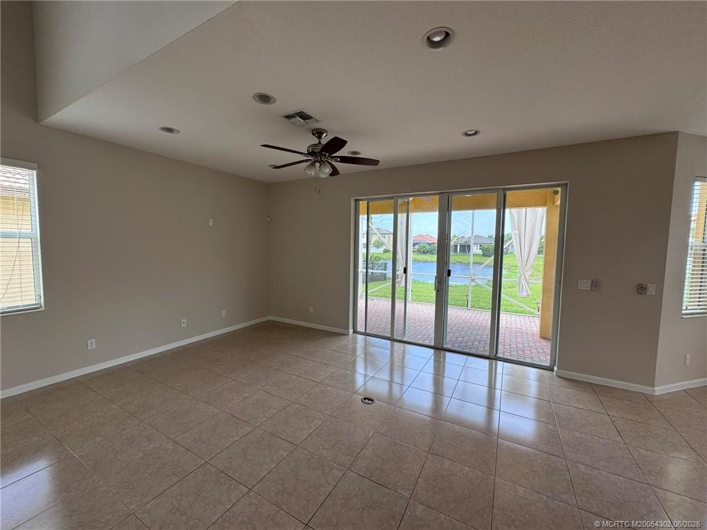 11239 Sw Barton Way Property Photo 14