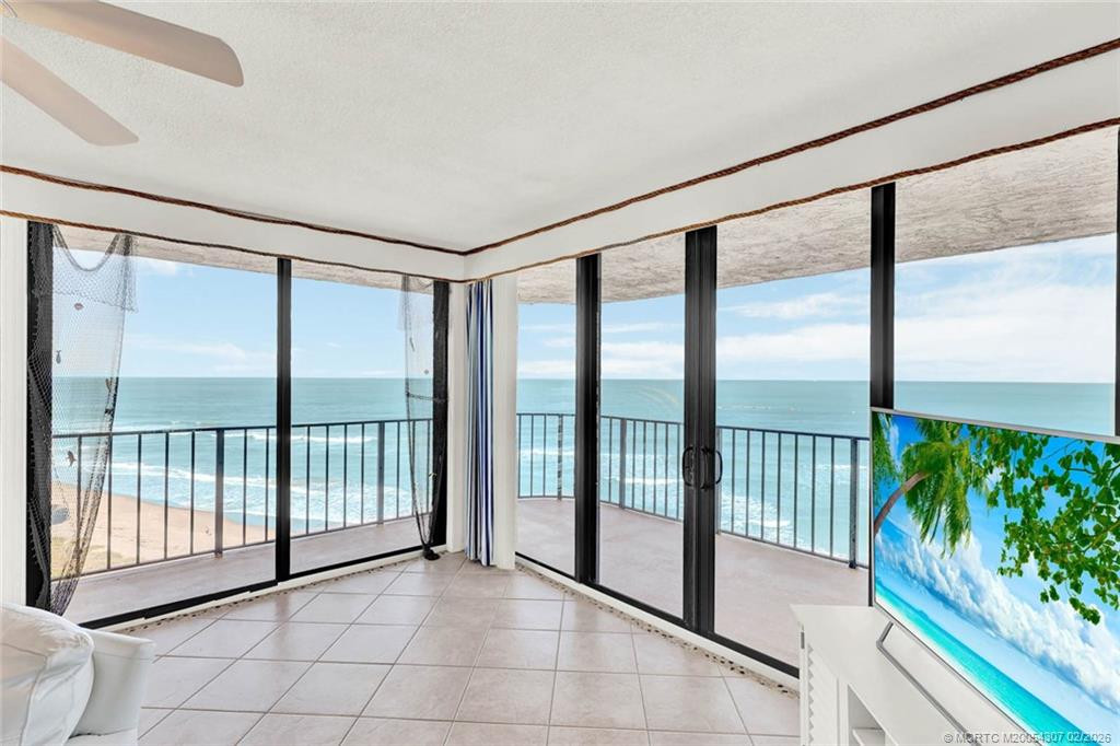 10000 S Ocean Drive 1101 Property Photo 2