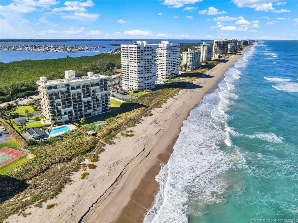 10000 S Ocean Drive 1101 Property Photo 5