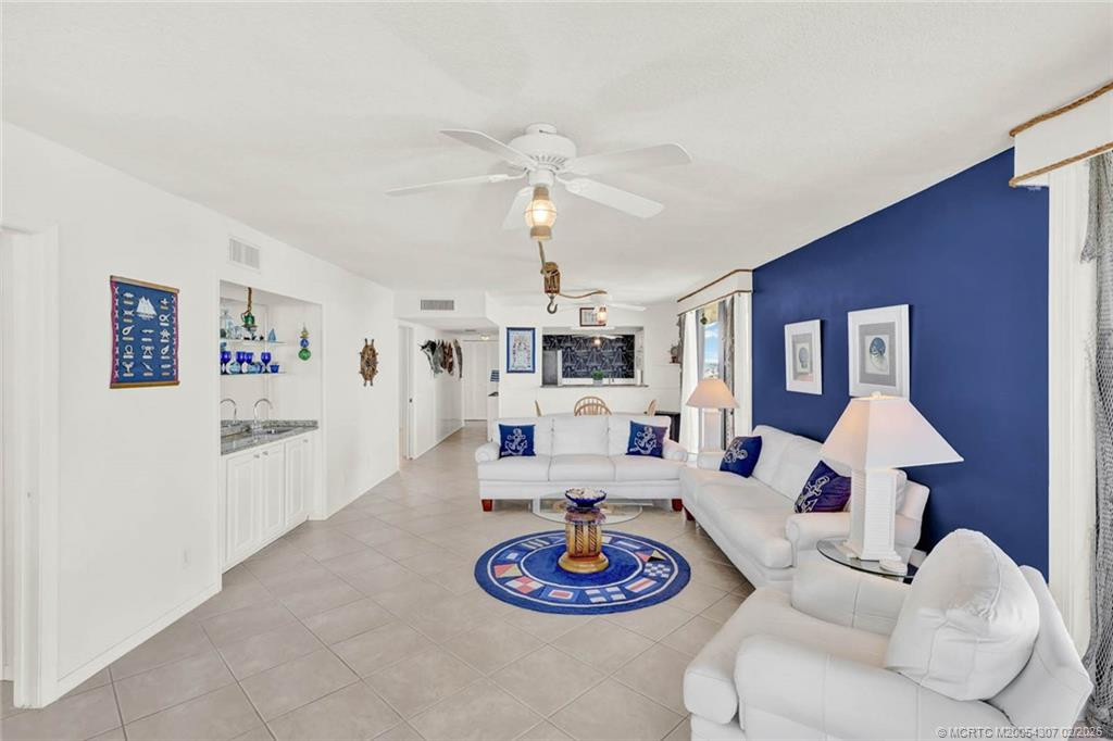10000 S Ocean Drive 1101 Property Photo 28