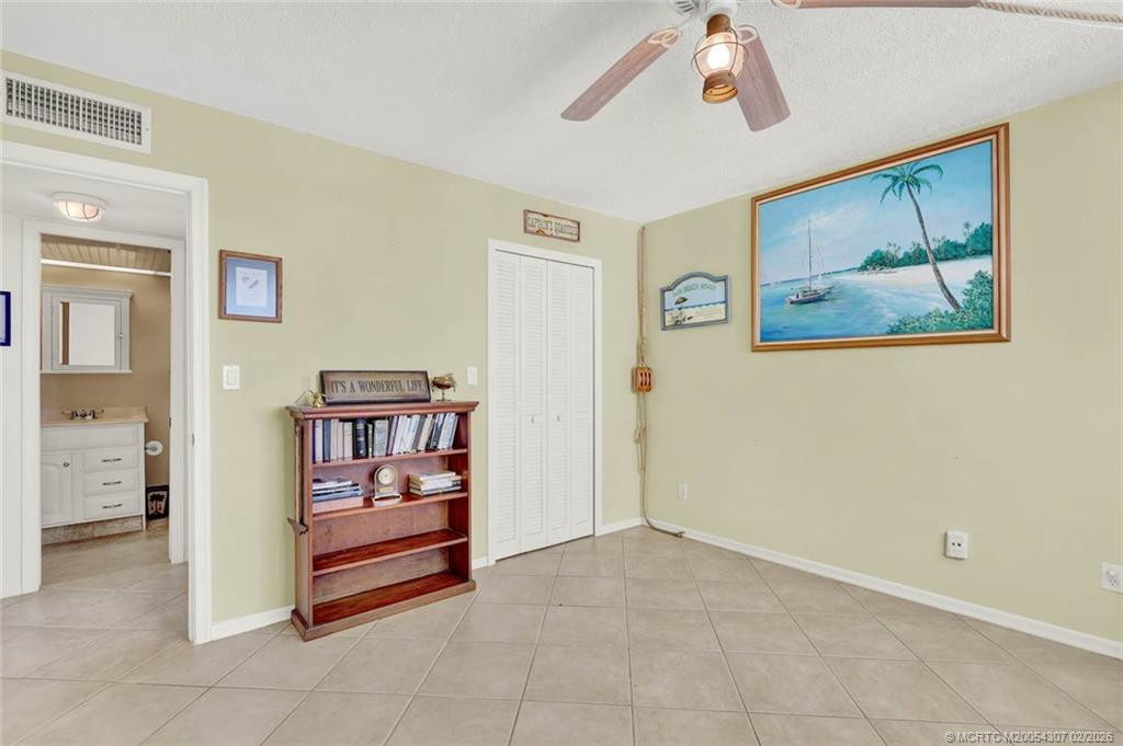 10000 S Ocean Drive 1101 Property Photo 39
