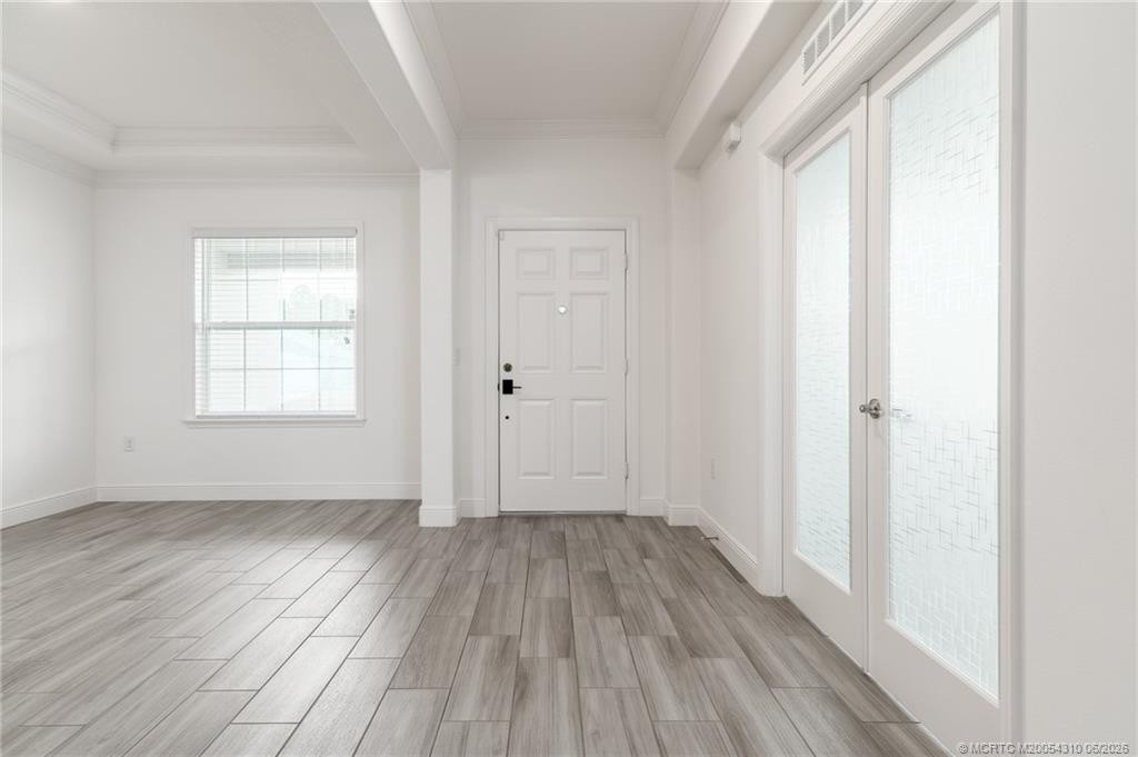 1017 Sw Fenway Road Property Photo 3