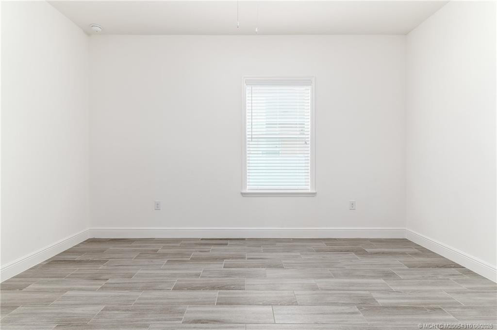 1017 Sw Fenway Road Property Photo 31