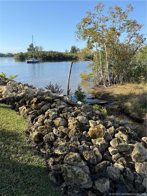 3304 Se Morningside Boulevard Property Photo 11