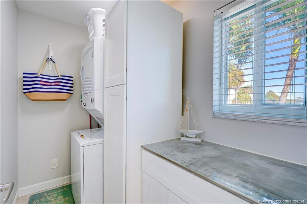 5602 Ne Gulfstream Way Property Photo 9