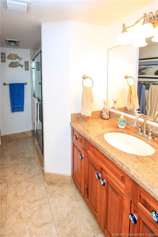 4680 Ne Sandpebble Trace 305 Property Photo 16