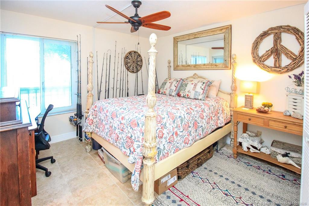 4680 Ne Sandpebble Trace 305 Property Photo 17