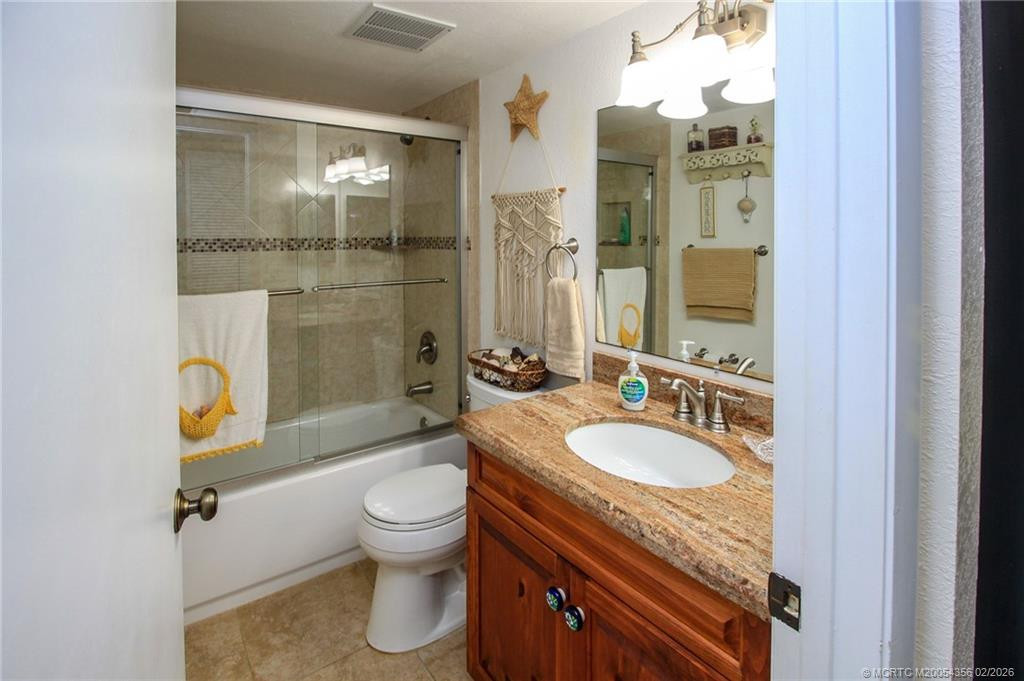 4680 Ne Sandpebble Trace 305 Property Photo 19