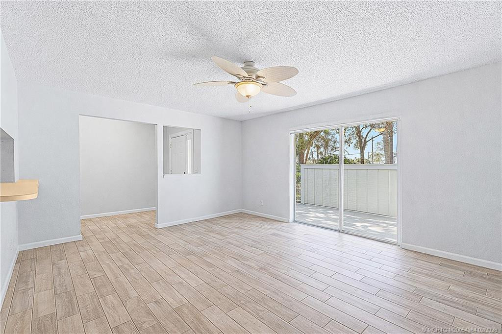 3907 Nw Cinnamon Tree Circle Property Photo 10
