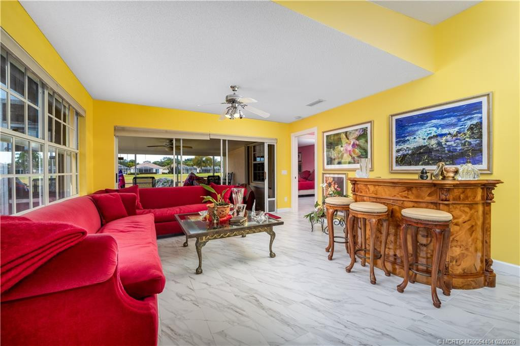 8329 Se Double Tree Drive Property Photo 12