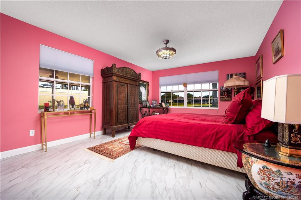 8329 Se Double Tree Drive Property Photo 14