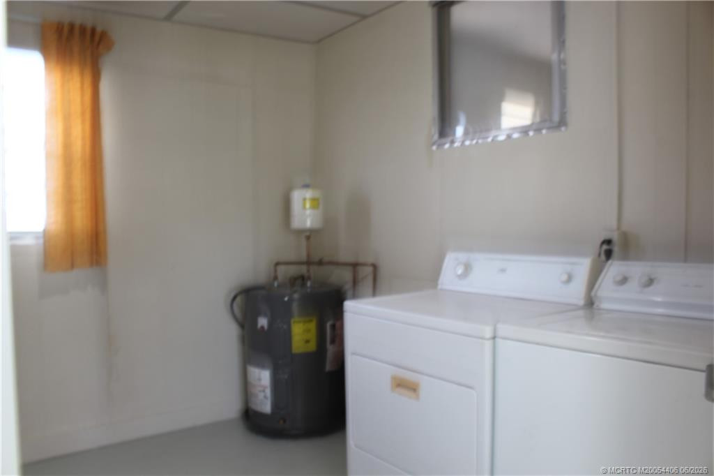 605 Ne South Seas Way Property Photo 18