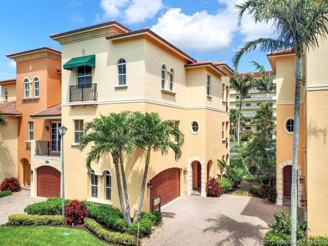 260 Ocean Bay Drive Property Photo 1