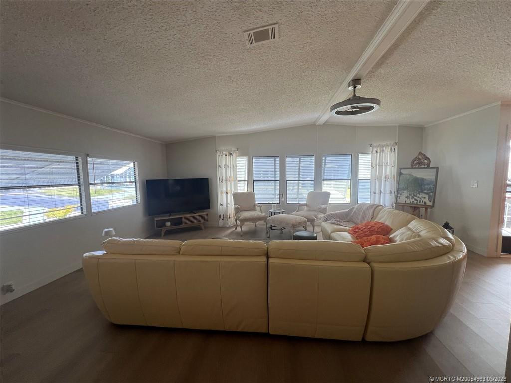 715 Sunny South Avenue Property Photo 30